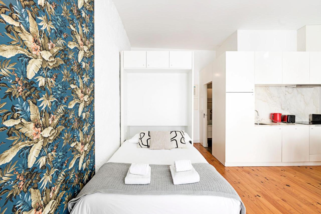 Lovelystay - Cativo Studio Downtown By Metro Station Porto Bagian luar foto